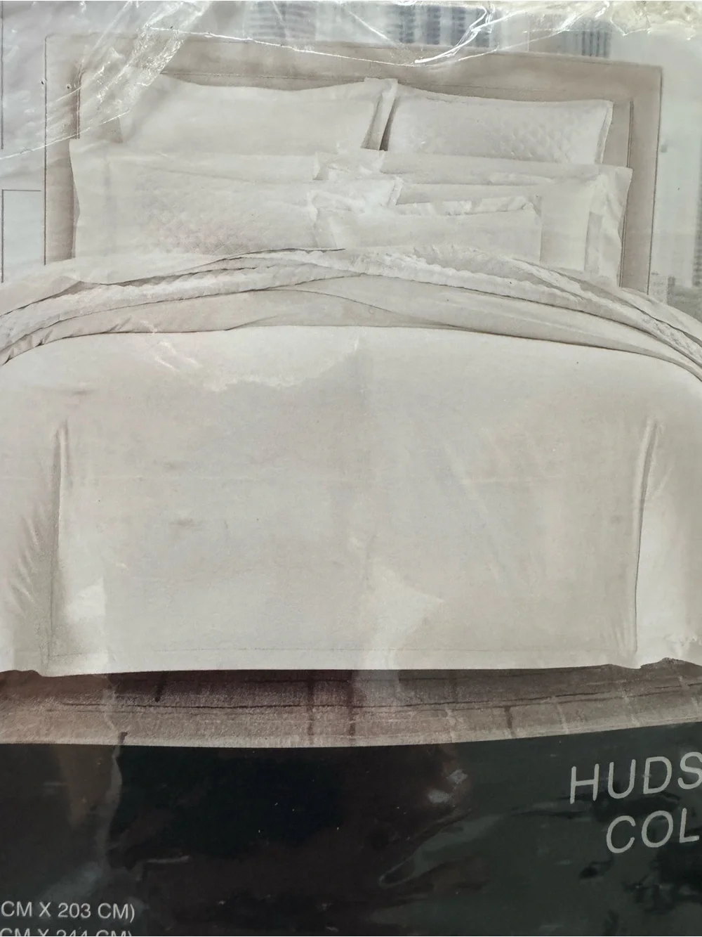 390$King Comforter Cover + 115$Pillow sham (2)Hudson Park Collection. Percale.